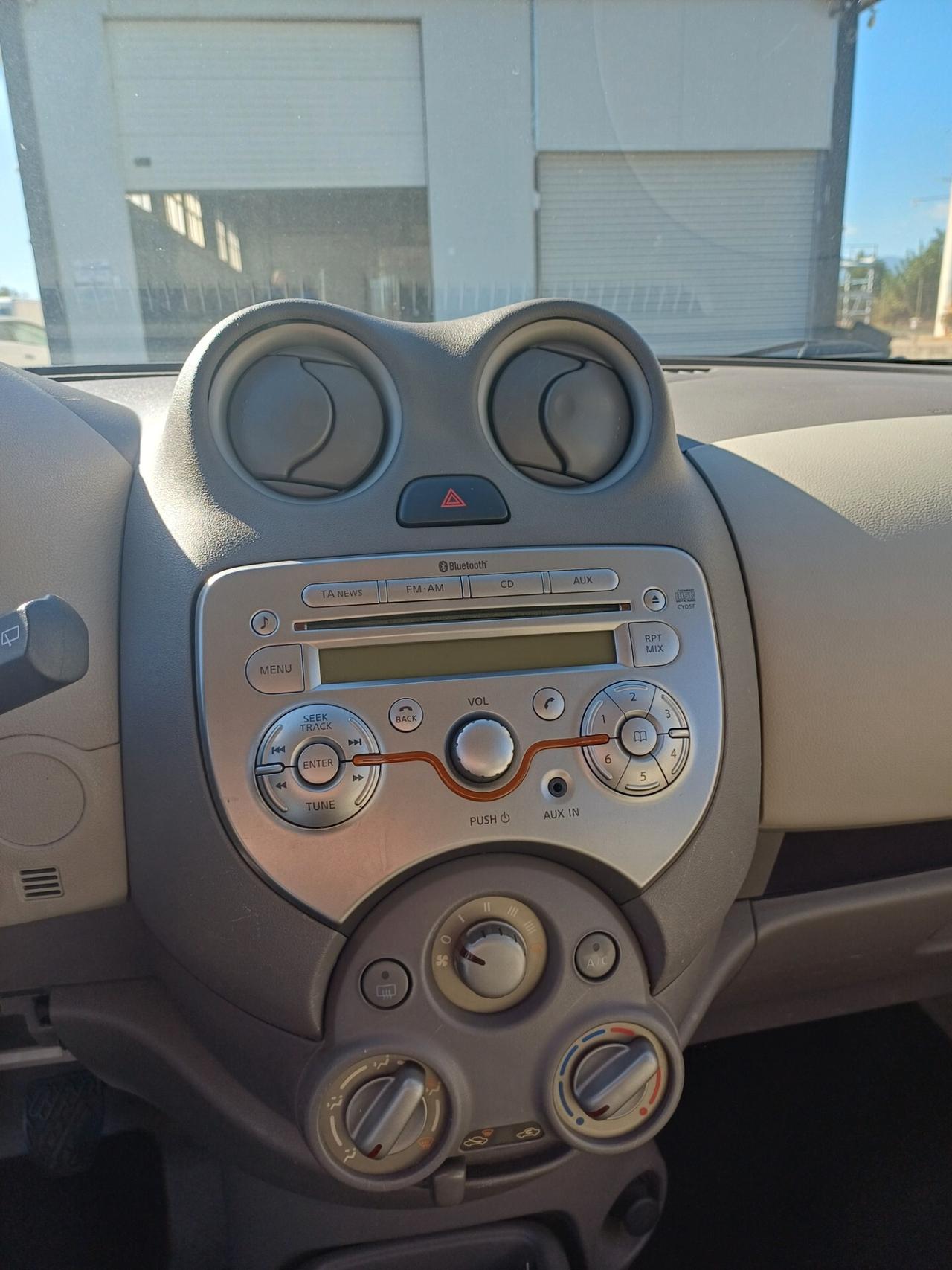 Nissan Micra 1.2 benzina/GPL 80 cv