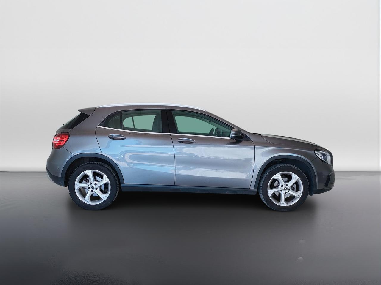 Mercedes-Benz GLA-X156 2017 - GLA 200 d Sport auto