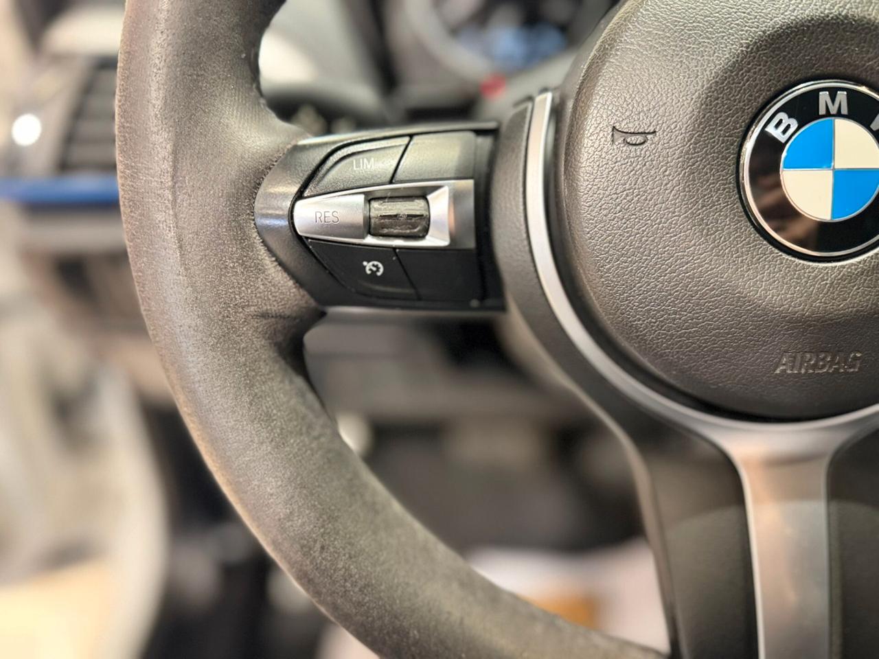 Bmw 118d 5p. Msport BLACK NIGHT