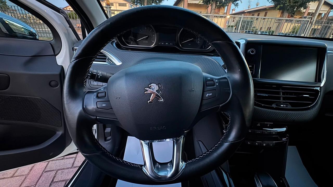 Peugeot 2008 BlueHDi 120 S&S Black Matt