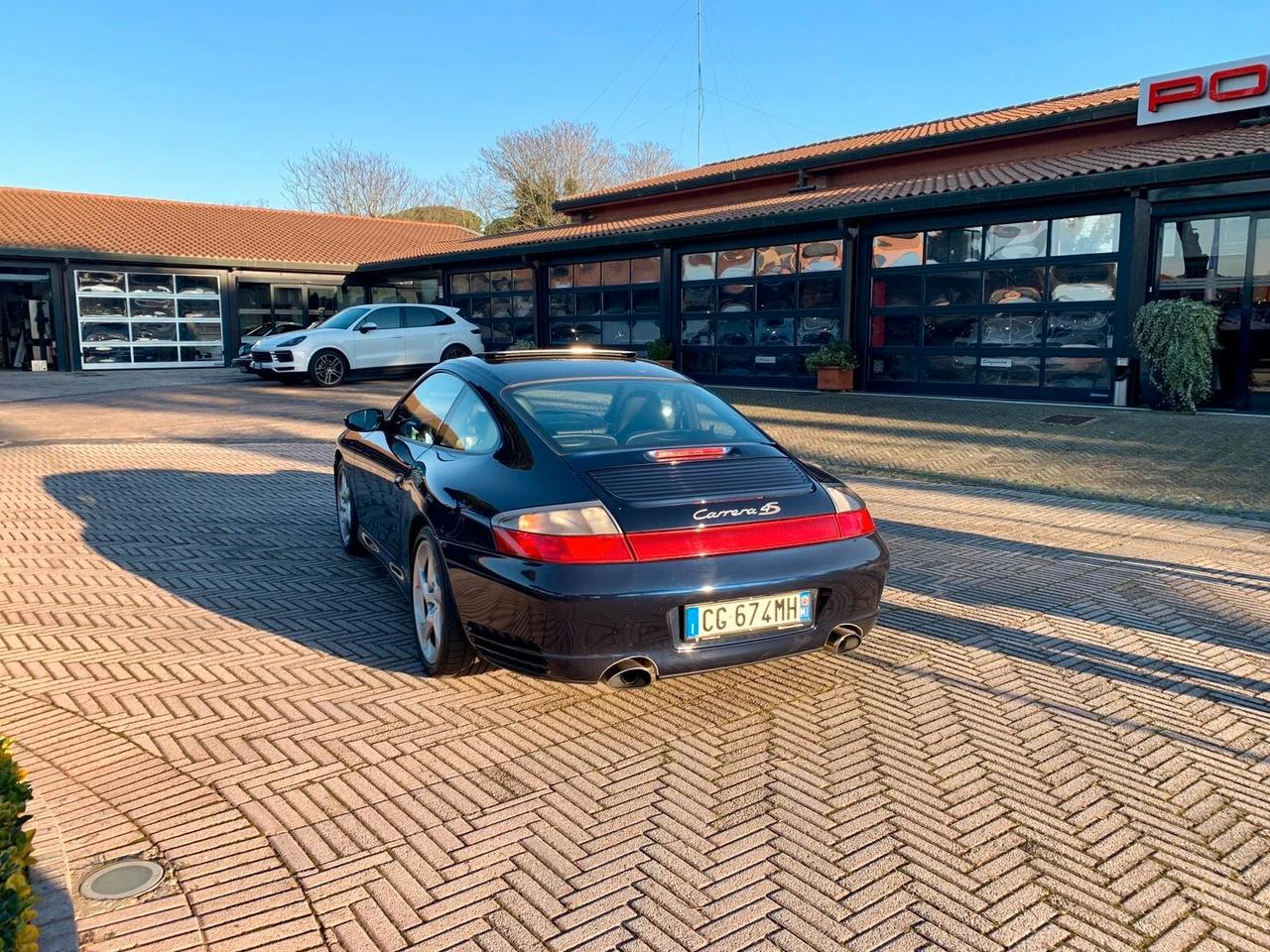 Porsche 911 Carrera 4S cat Coupé