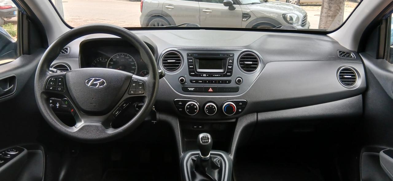 HYUNDAI i10 1.0 MPI STYLE