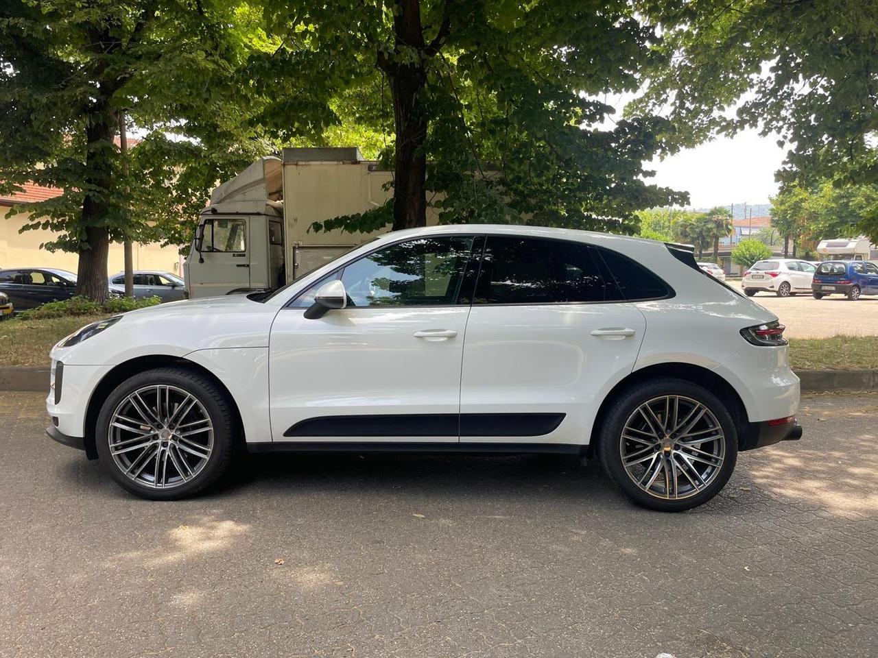 Porsche Macan -- 2.0 PDK 245CV #11341