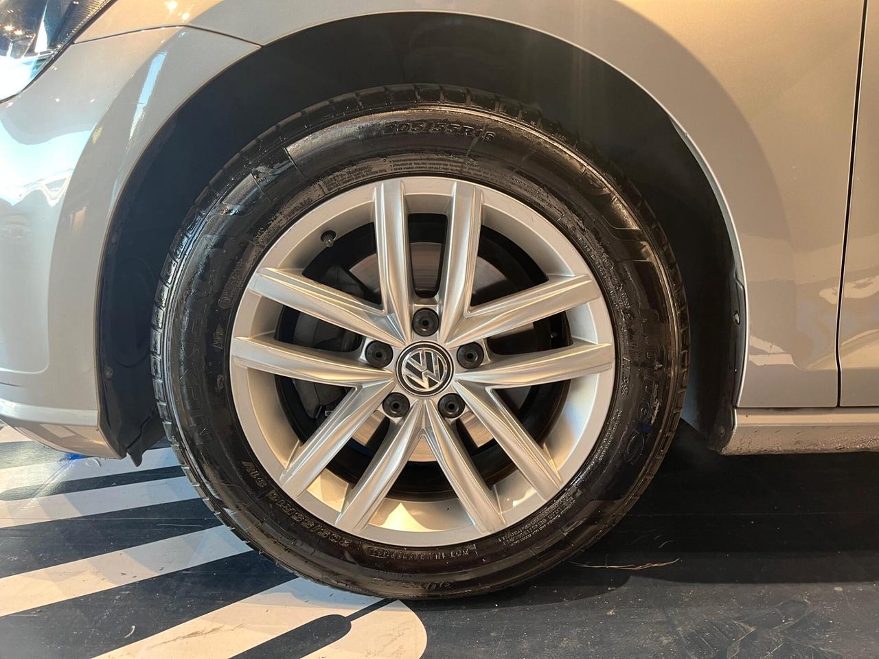 Volkswagen Golf VII 1.5 TGI 5p. Trendline BlueMotion Technology