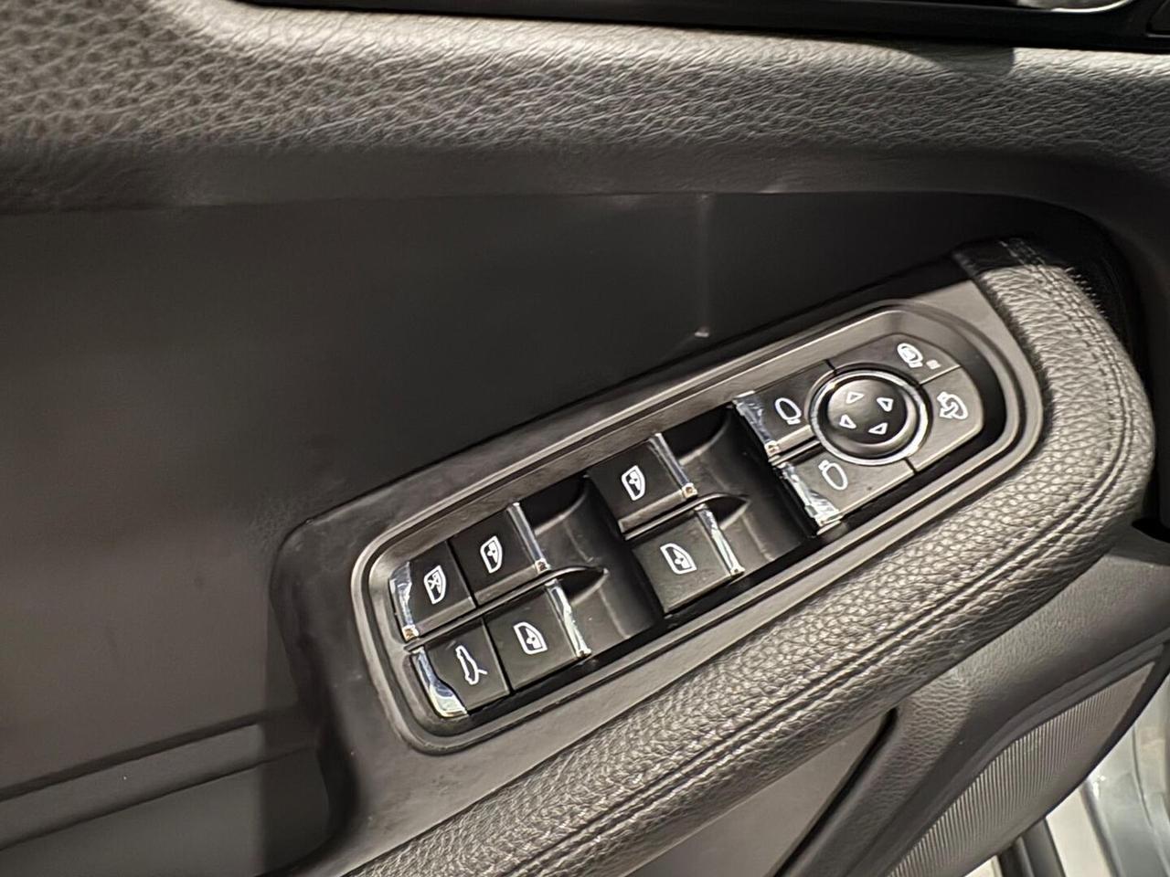 Porsche Macan 2.0 245cv pdk