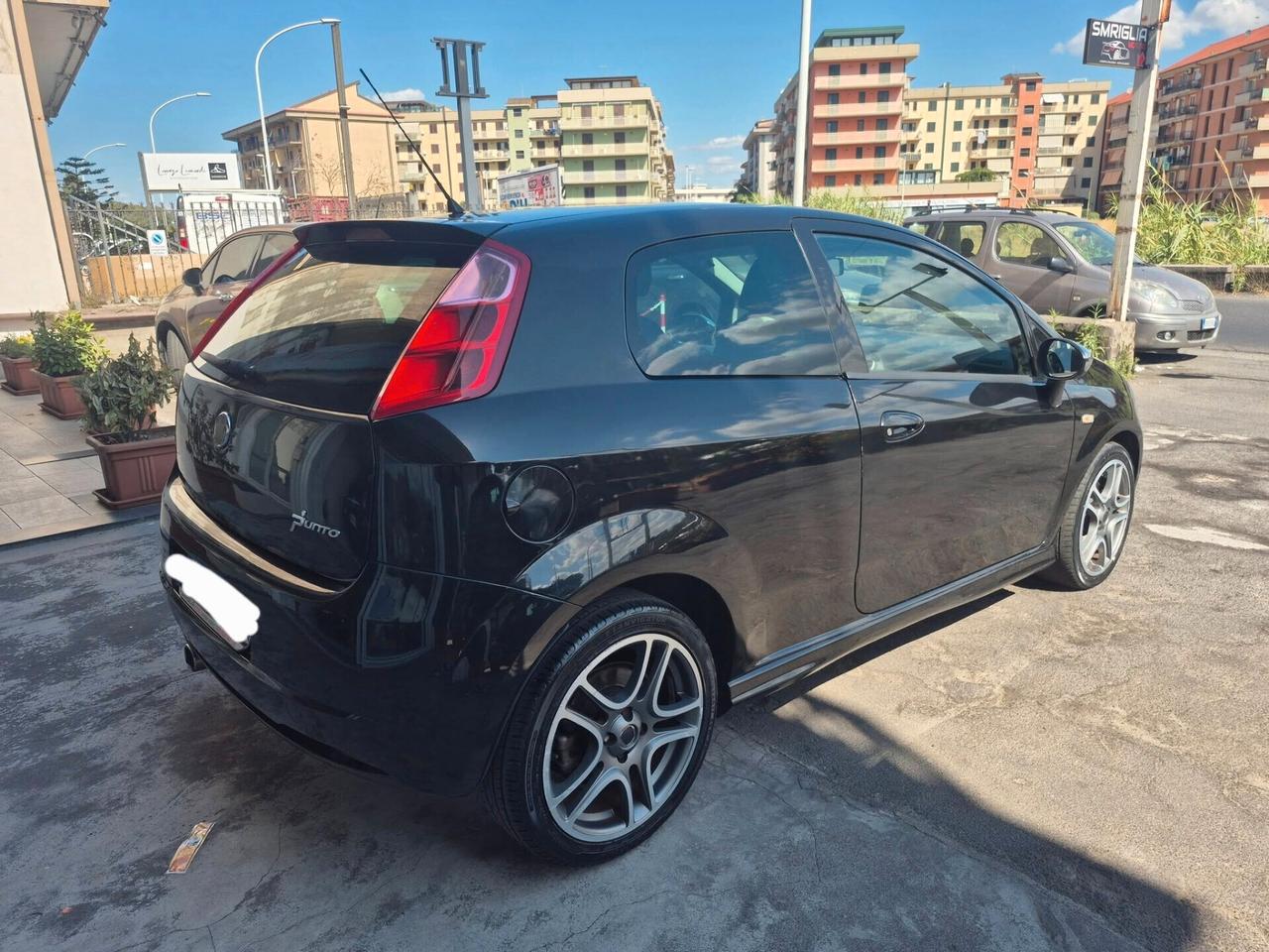 Fiat Grande Punto1.4 Starjet 16V 3 porte Sport