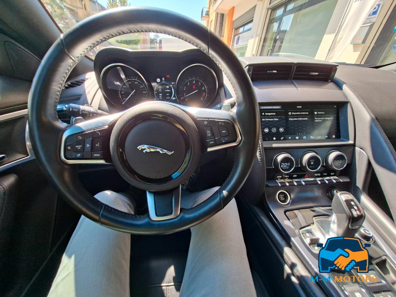 Jaguar F-Type R-DYNAMIC