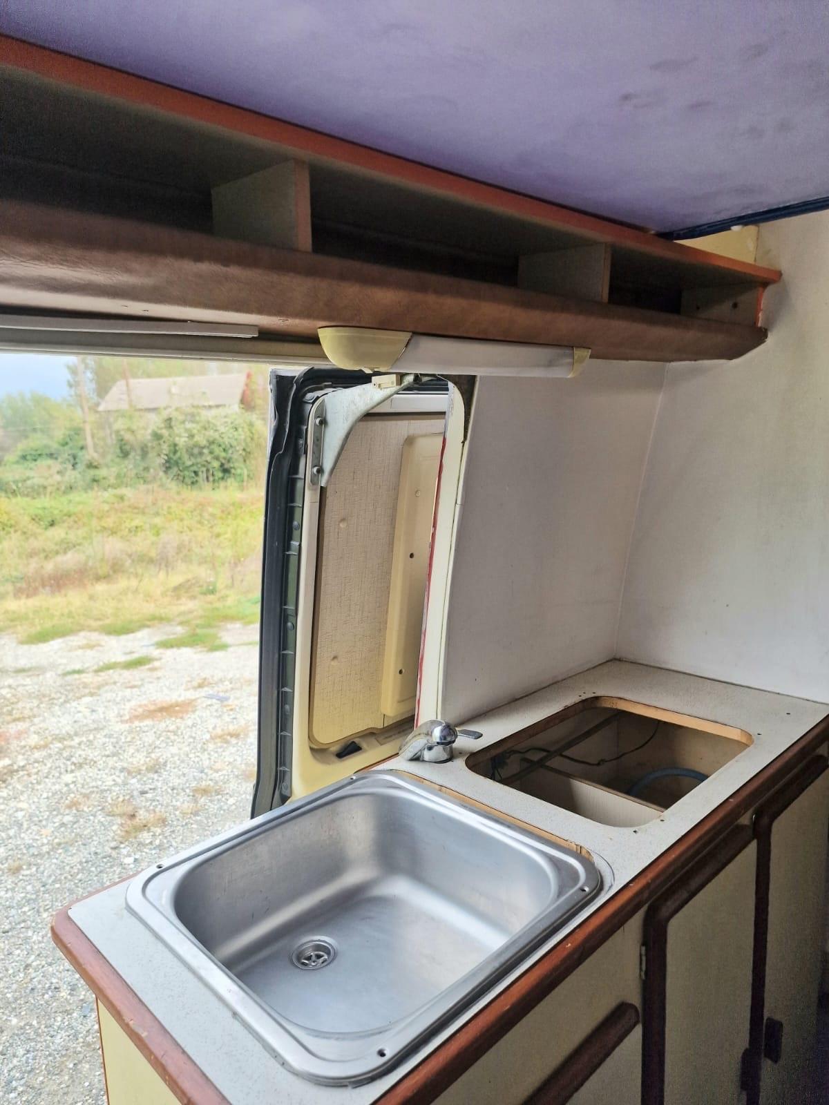 938 camper puro fiat 290 sinistrato del 1991 in saldo