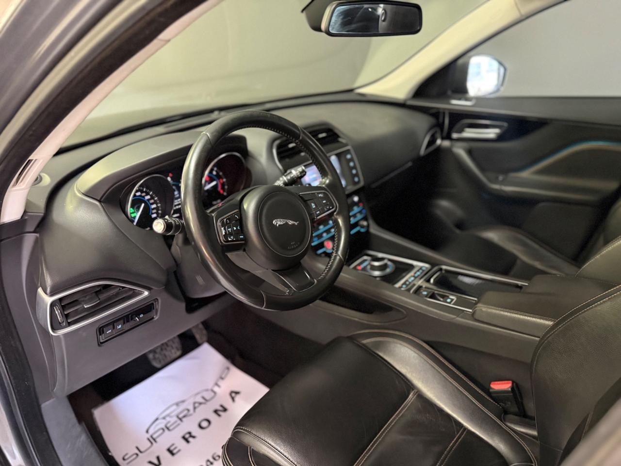 Jaguar F-Pace 2.0 D 180 CV AWD aut. Portfolio
