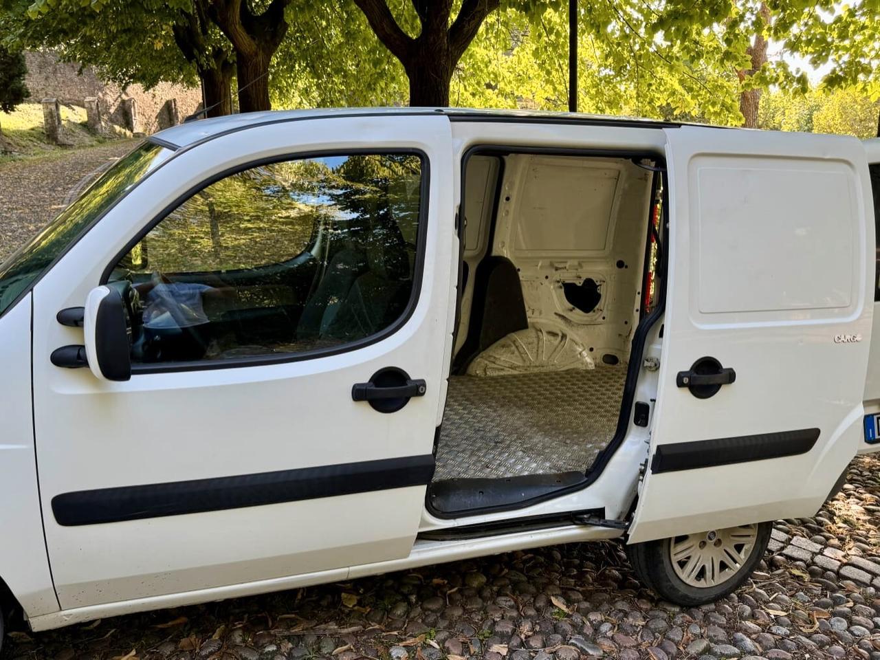 Fiat doblo' 1.6 16v - METANO