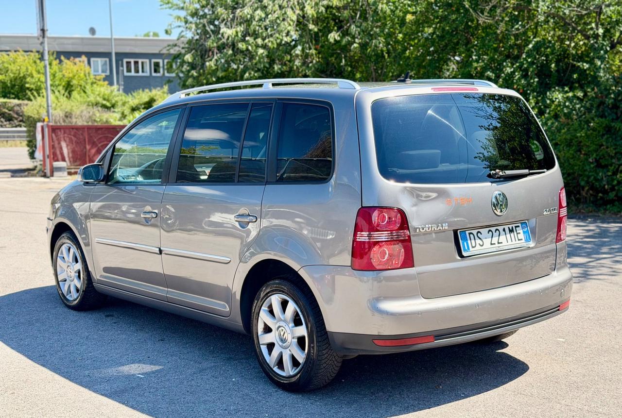 Volkswagen Touran 2008 2.0 TDI 7 POSTI CAMBIO AUTOMATICO ! ! !