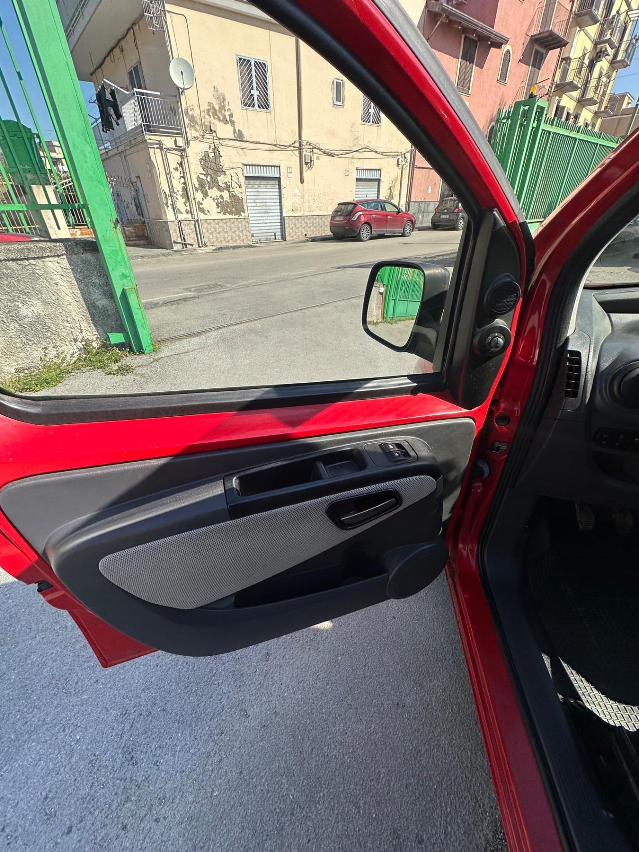 Fiat Qubo 1.4 8V 77 CV Dynamic Natural Power