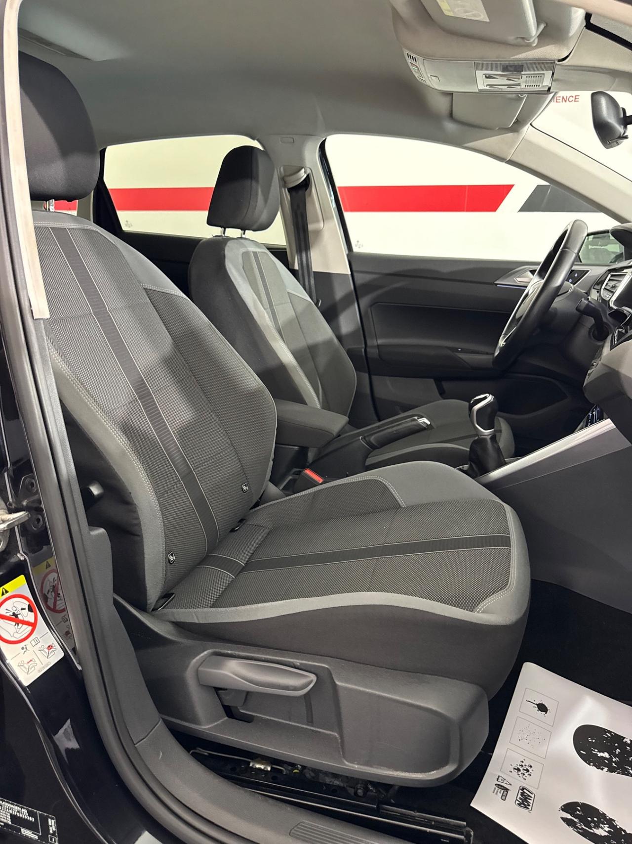 Volkswagen Polo Style, fanali full led IQ LIGHT, APPLECARPLAY & ANDROID AUTO, PARCHRGGIO AUTOMATICO,