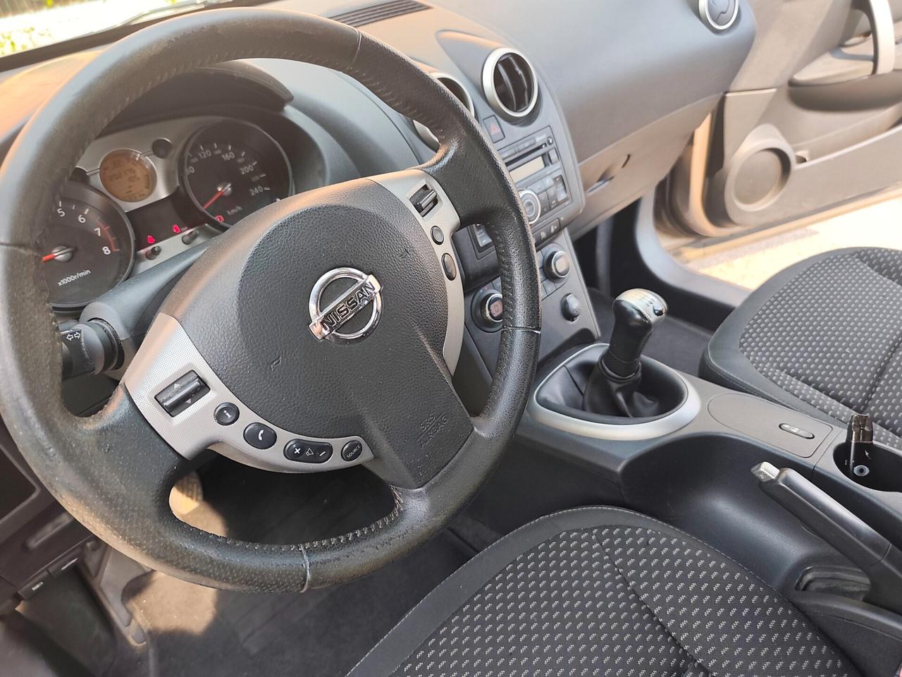 Nissan Qashqai 1.6 benz Tekna Unico proprietario
