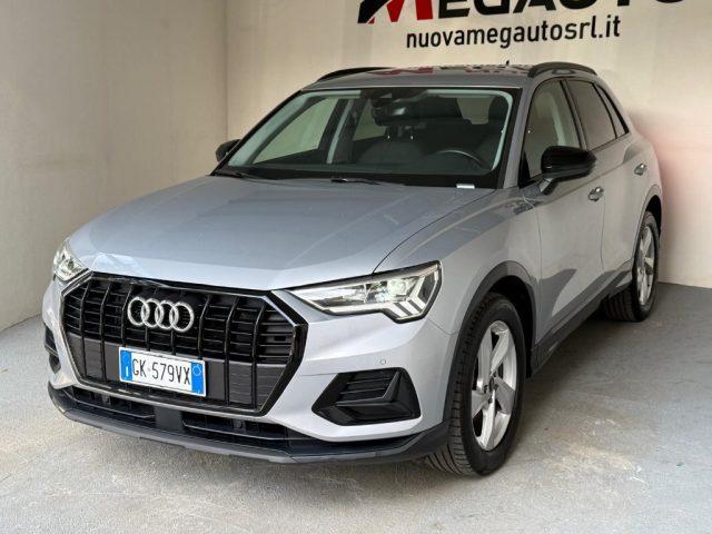 AUDI Q3 35 TDI Business Advanced