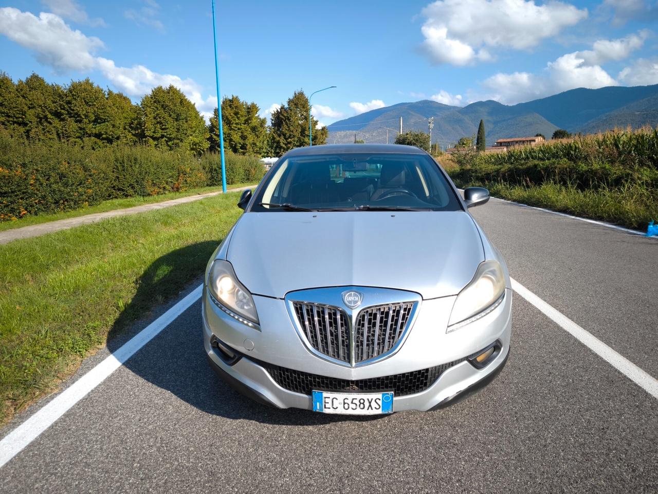 LANCIA DELTA 1,6 MJT-CAMBIO AUTOMATICO-OK NEOPATENTATI