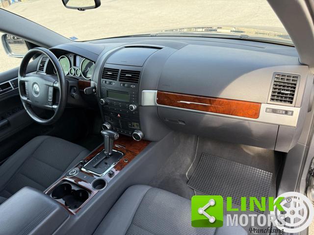 VOLKSWAGEN Touareg automatica 4x4