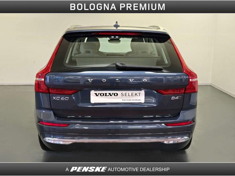 Volvo XC60 XC60 B4 (d) AWD automatico Plus Bright