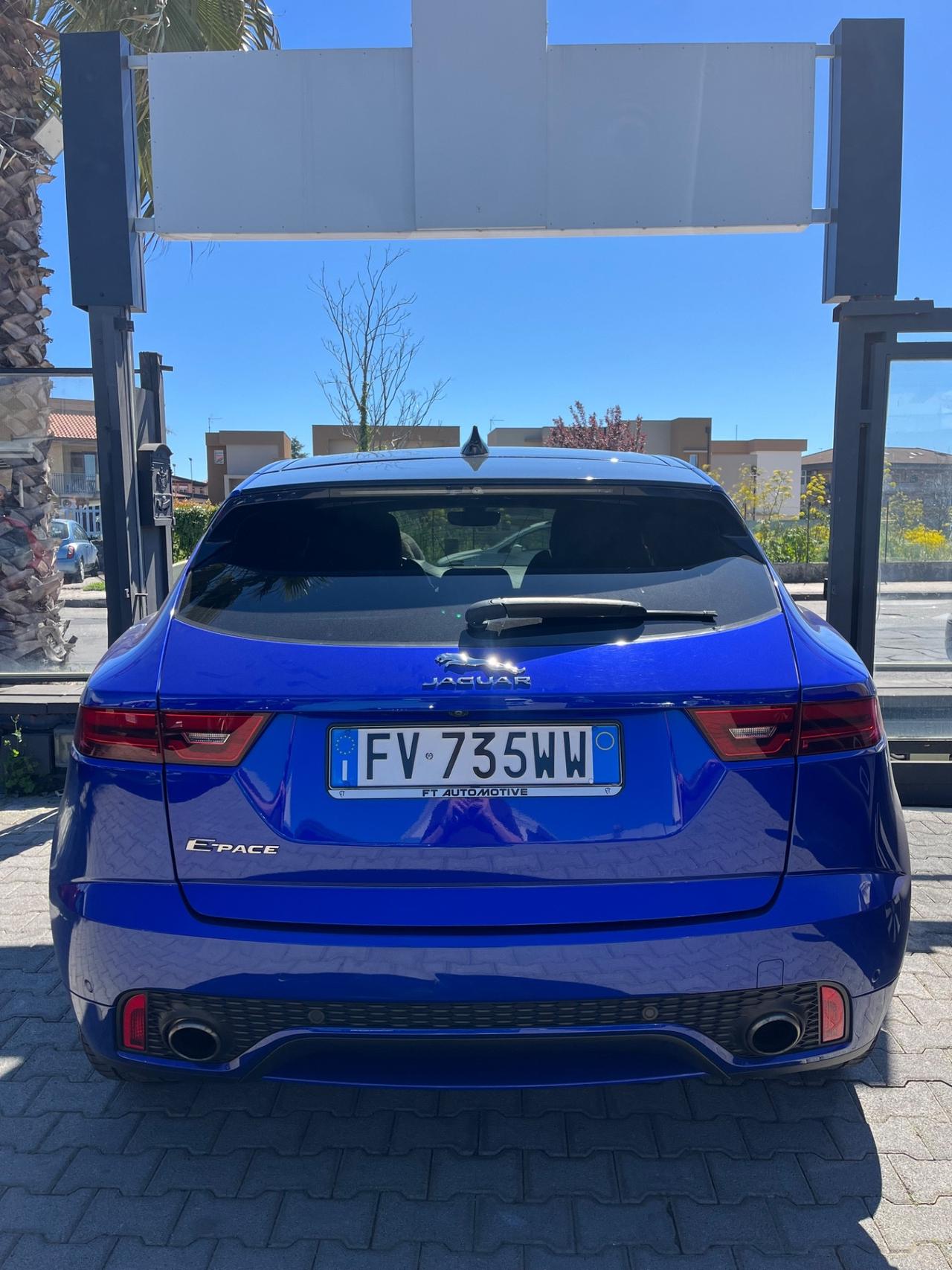 Jaguar E-Pace 2.0D 180 CV AWD aut. R-Dynamic HSE