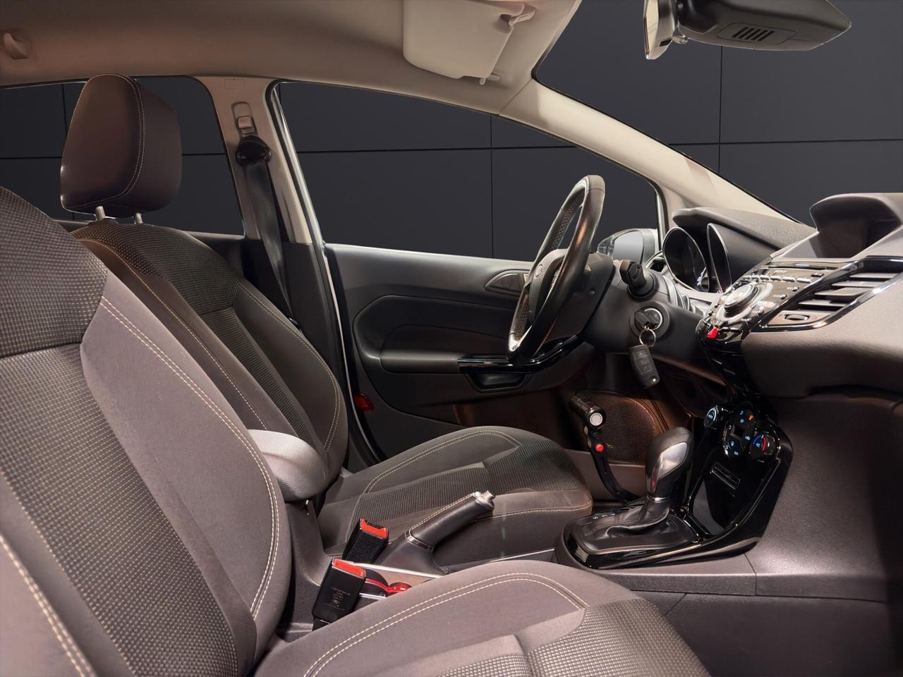 Ford Fiesta 1.0 100CV HandyTech Titanium