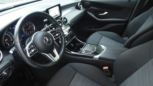 MERCEDES-BENZ GLC 220 d 4Matic Business