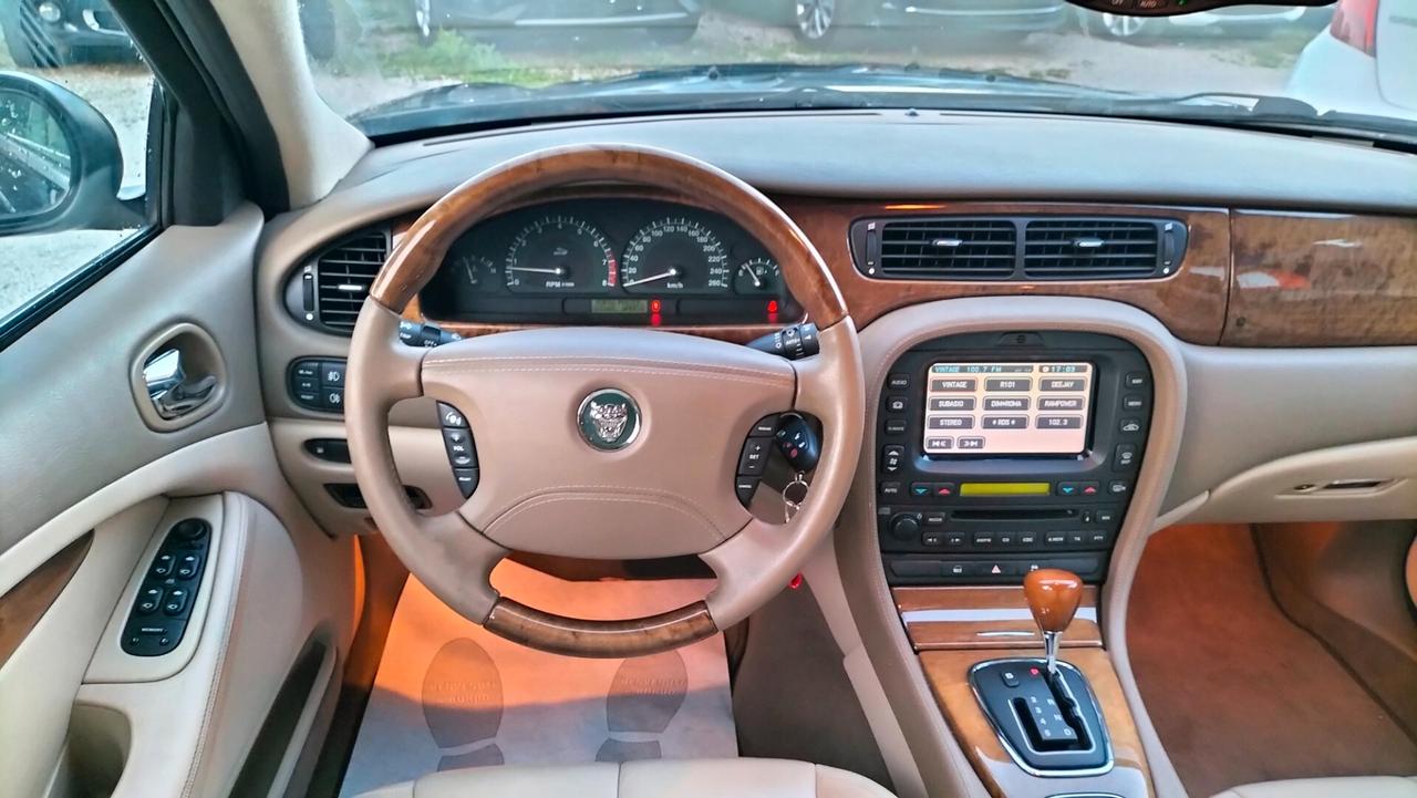 Jaguar S-Type (X202) 2.5 V6 24V cat Executive **km147000**