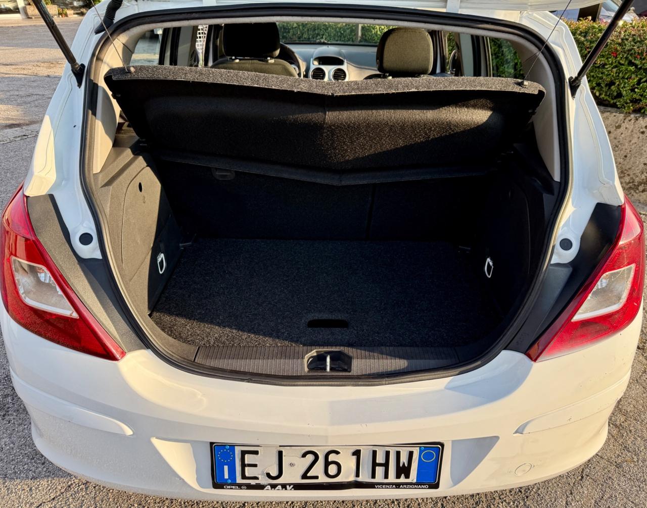 Opel Corsa 1.3 CDTI 95Cv OK NEOPATENTATI 2011