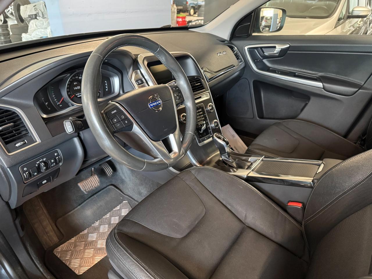 Volvo XC60 D4 Geartronic R-design Kinetic EURO 6