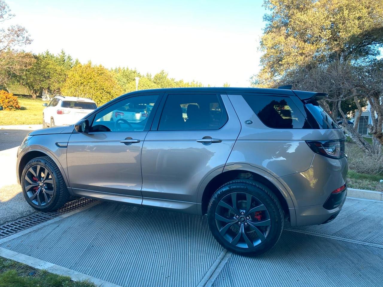 Land Rover Discovery Sport 2.0 TD4 204 CV AWD Auto R-Dynamic SE