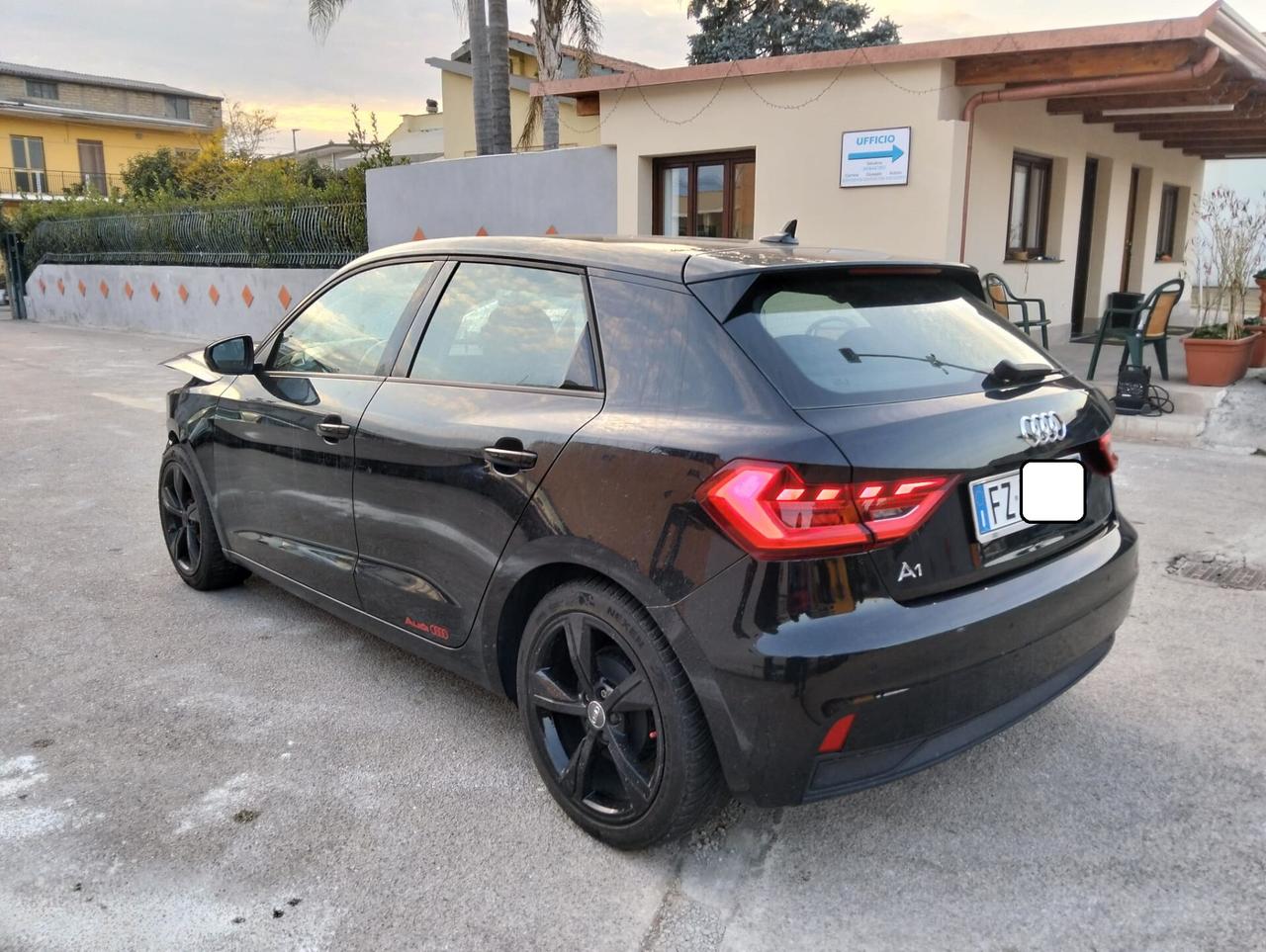 Audi A1 SPB 25 TFSI Identity Black 2019 SINISTRATA