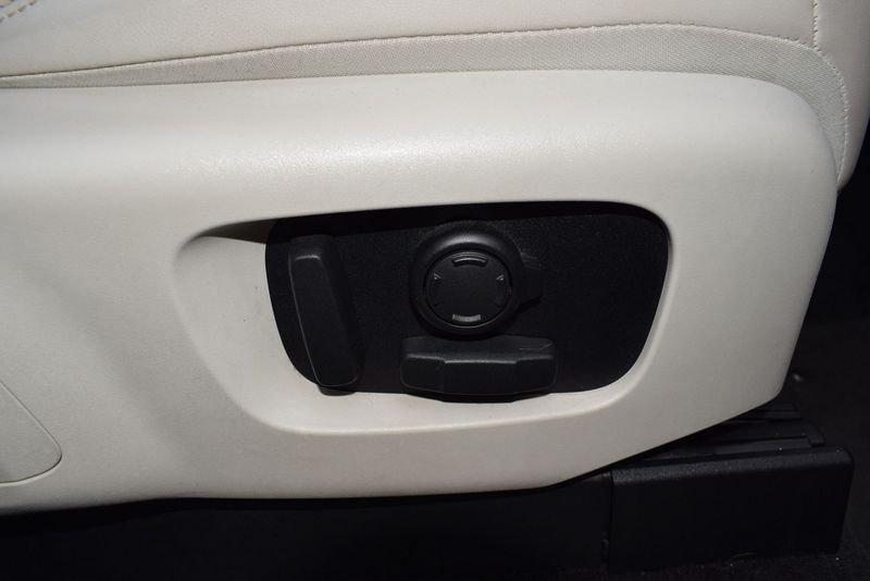 Land Rover Discovery Discovery 3.0D I6 249 CV AWD Auto HSE IVA ESPOSTA 7 POSTI