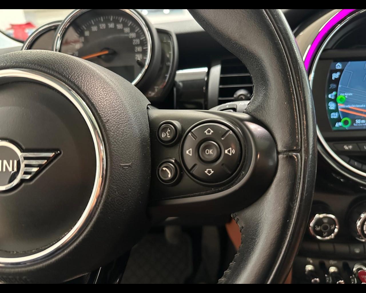 MINI Mini 5 porte (F55) - Mini 1.5 One 75 CV Baker Street 5 porte