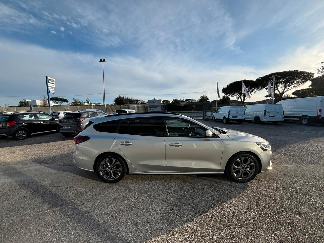 Ford Focus 1.0 EcoBoost Hybrid 125 CV SW ST-Line