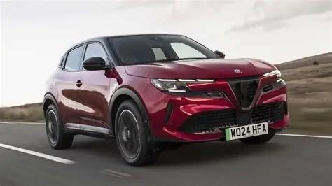 Alfa Romeo Junior 1.2 136 CV Hybrid eDCT6