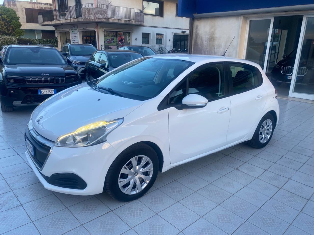 Peugeot 208 1.4 HDi 68 CV 5 porte Active
