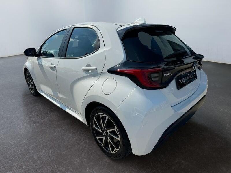 Toyota Yaris Hybrid Trend MY22
