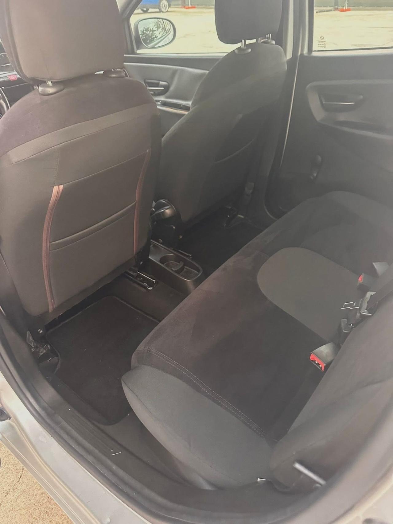 Lancia Ypsilon 1.2 69 CV 5 porte GPL Ecochic Platinum