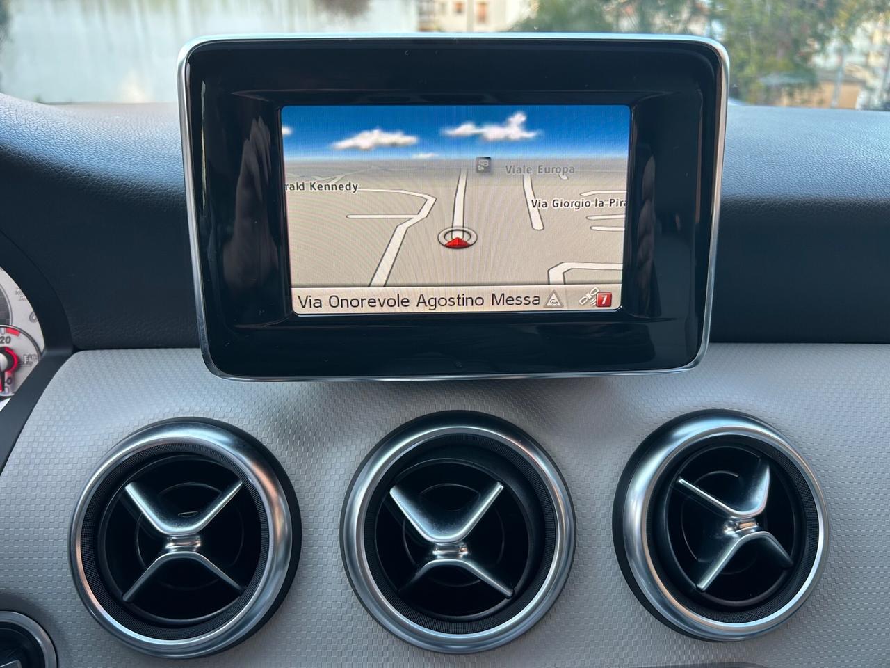 Mercedes-benz A 180 CDI Premium km verificati