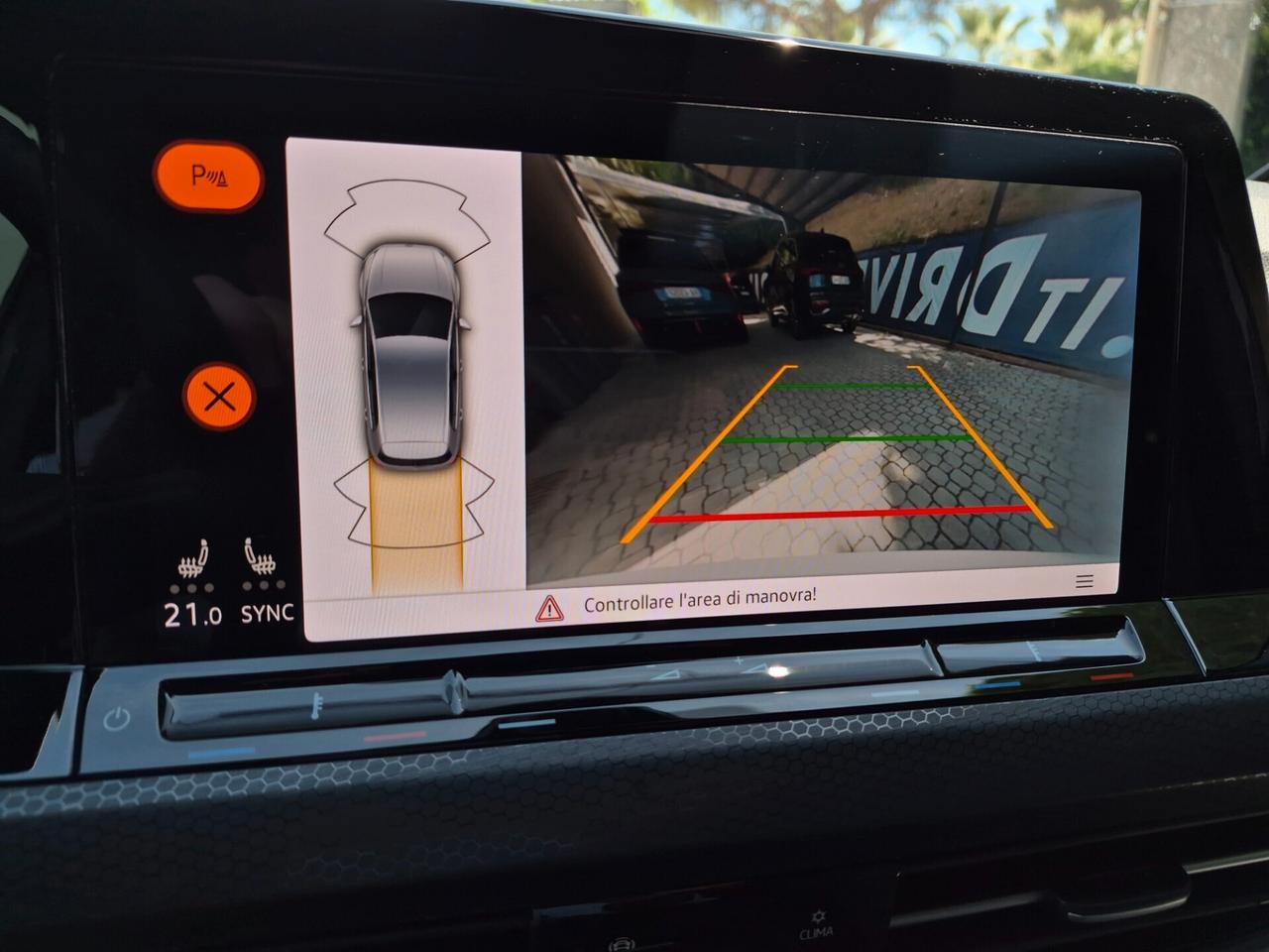 Volkswagen Golf GTI 5 PORTE LED NAVI CAR PLAY C.18 HARMAN KARDON AUTO UFFICIALE VW 1 PROPRIETARIO