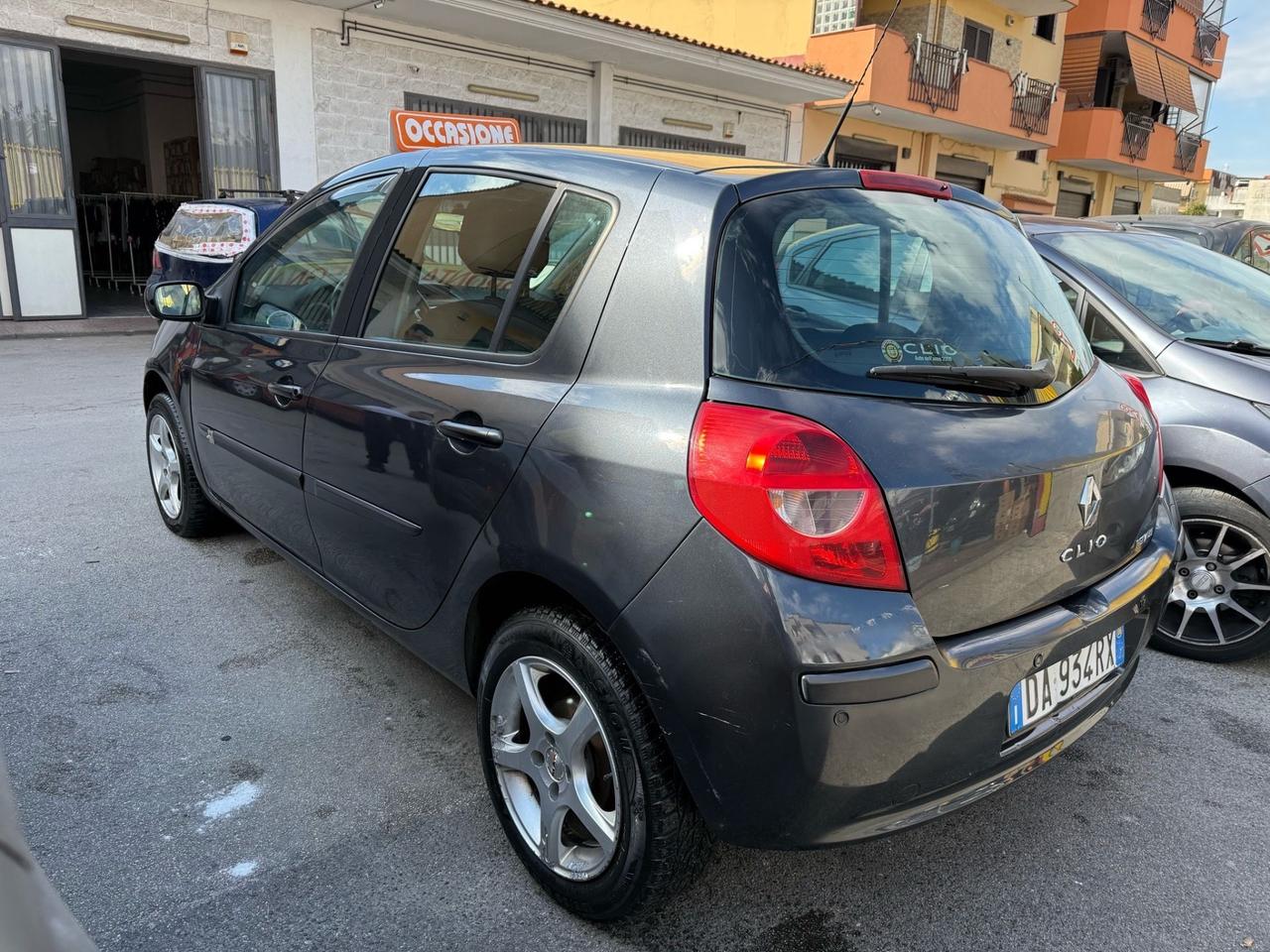 Renault Clio 1.1 Benzina Anno 2007