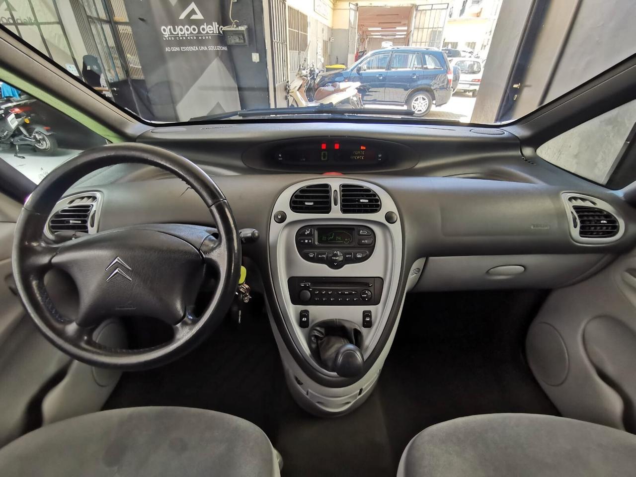 Citroen Xsara Picasso 1.6 EXCLUSIVE