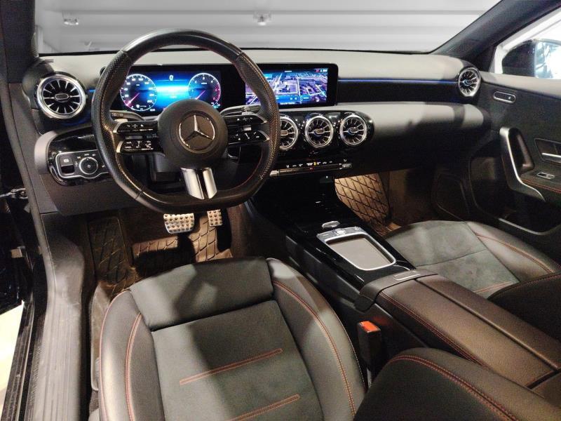 Mercedes Classe A 180 180 D Premium Plus AMG Line 8G-DCT