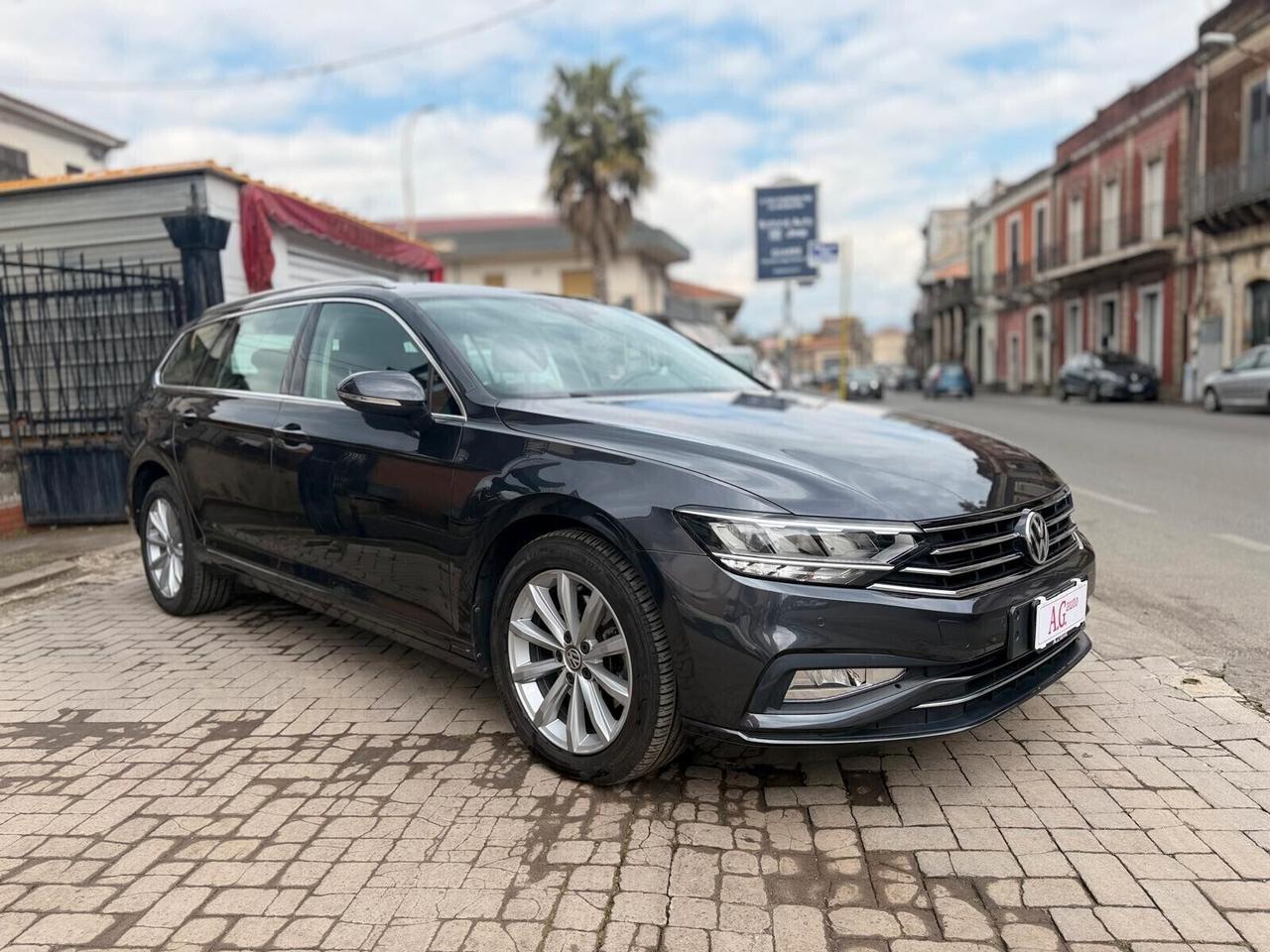 Volkswagen Passat Variant 2.0 TDI DSG Business EVO Full LED