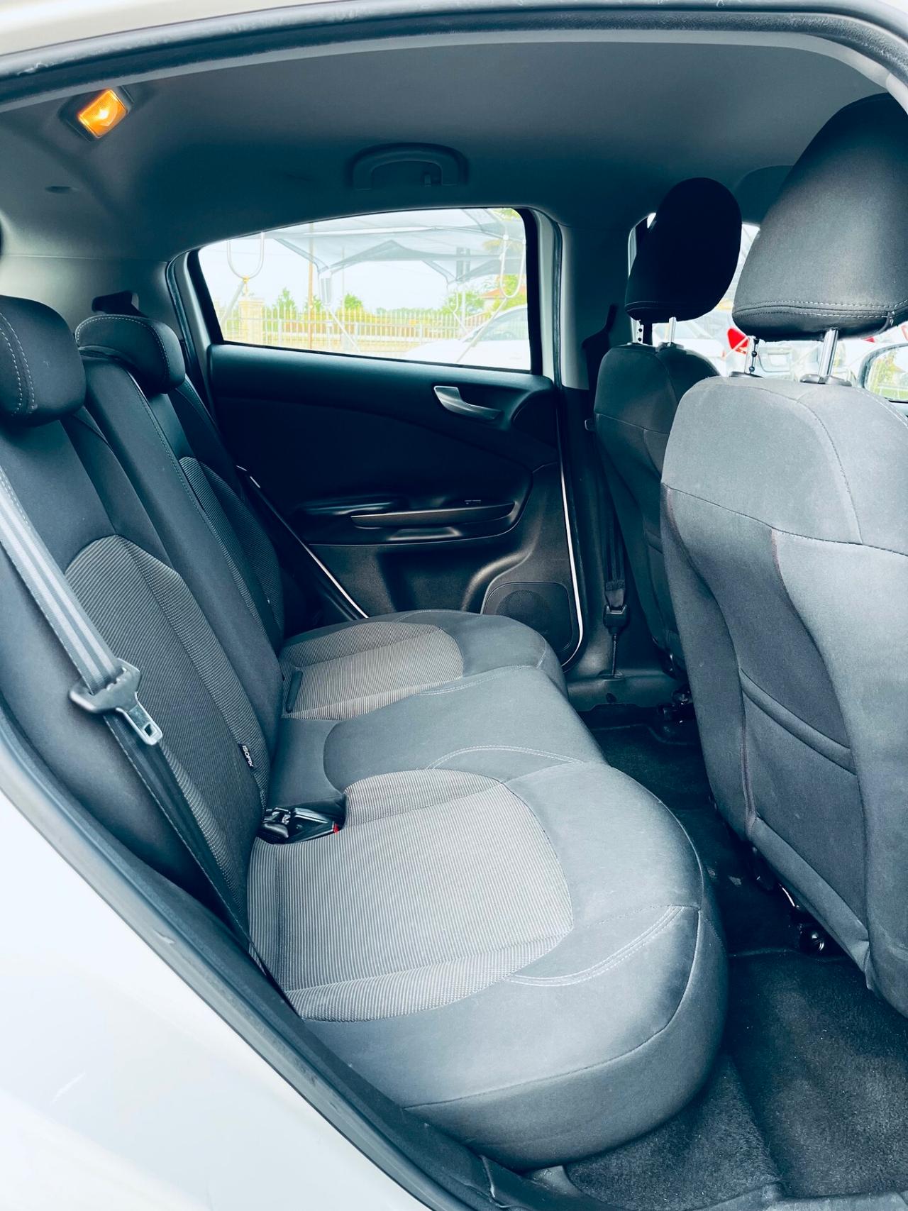 Alfa Romeo Giulietta 1.6 JTDm-2 105 CV Distinctive