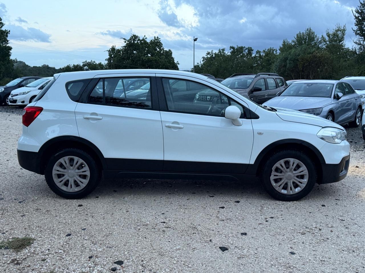 Suzuki SX4 S-Cross 1.0 Benzina permute rate garanzia