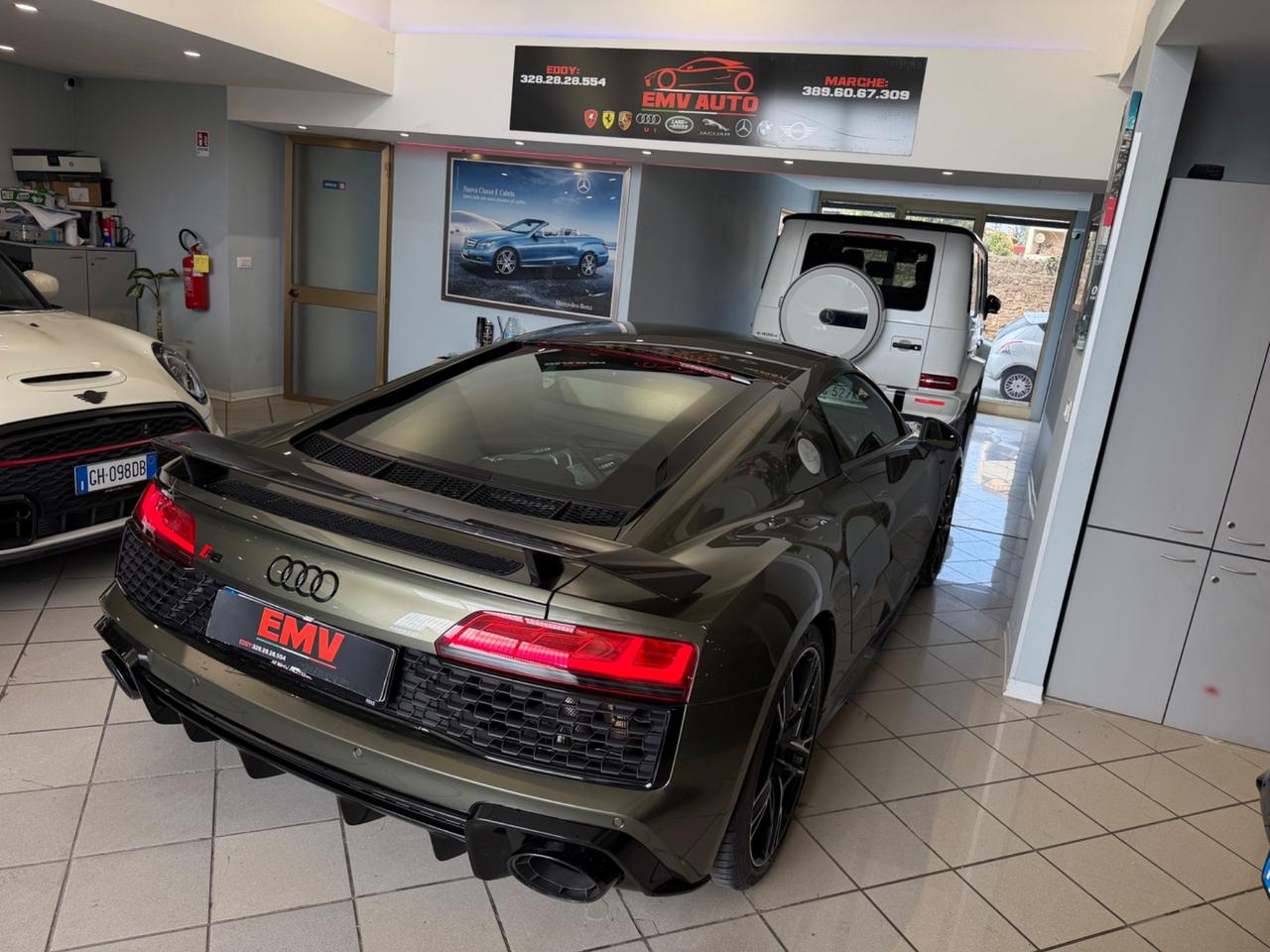 Audi R8 Coupe V10 quattro S tronic performance (456 kw)