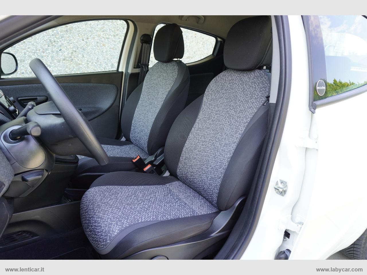 LANCIA Ypsilon 1.0 FireFly 5pS&S Hyb. Eco Silv.