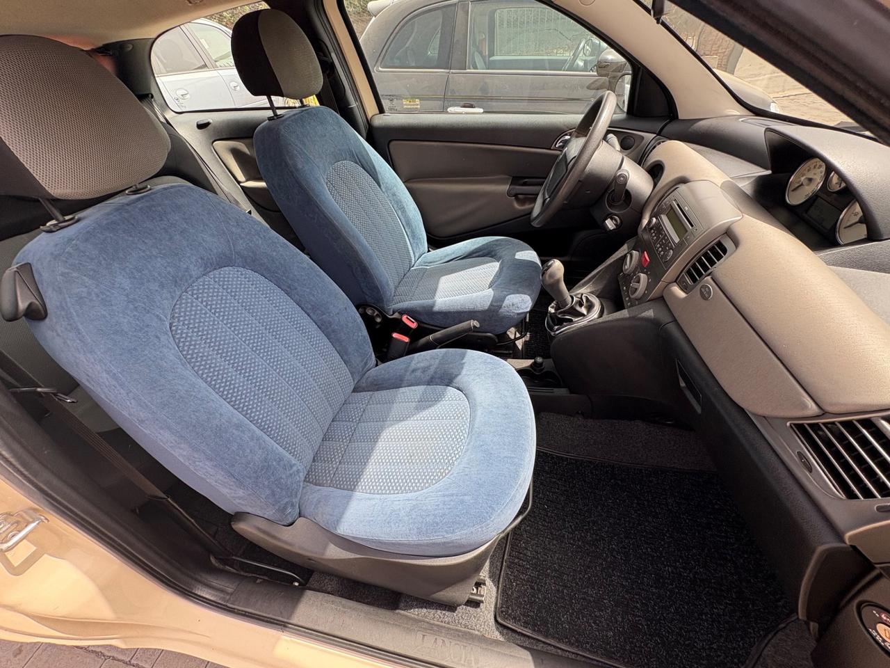 Lancia Ypsilon 1.3 Multijet 16V Argento