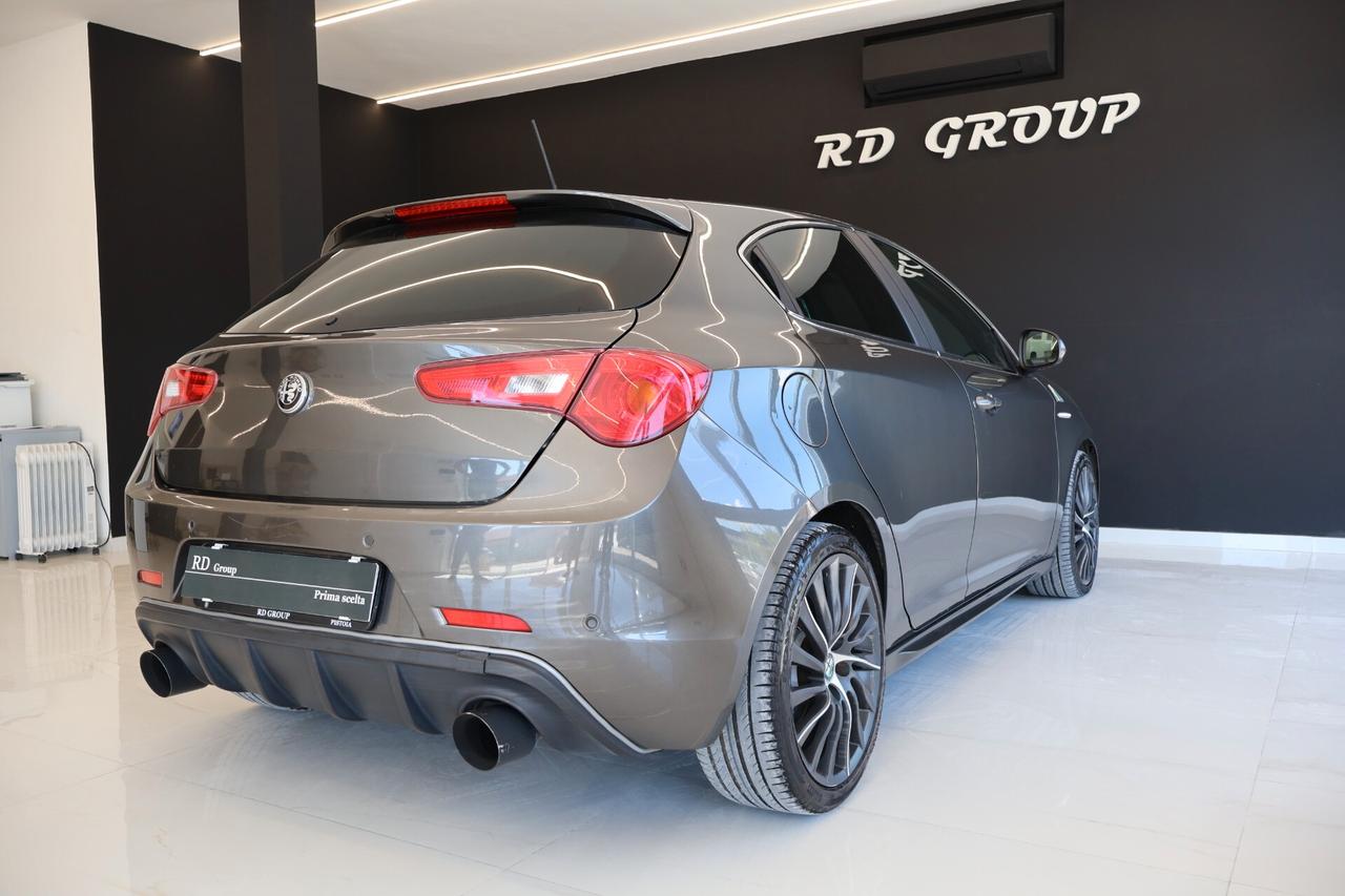 Alfa Romeo Giulietta 1.8 Quadrifoglio Verde 240CV scarico