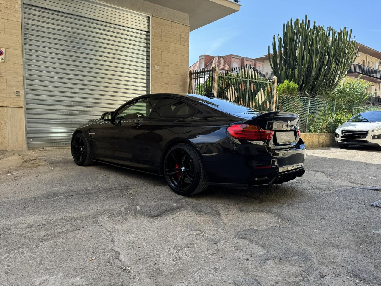 BMW M4 COUPE